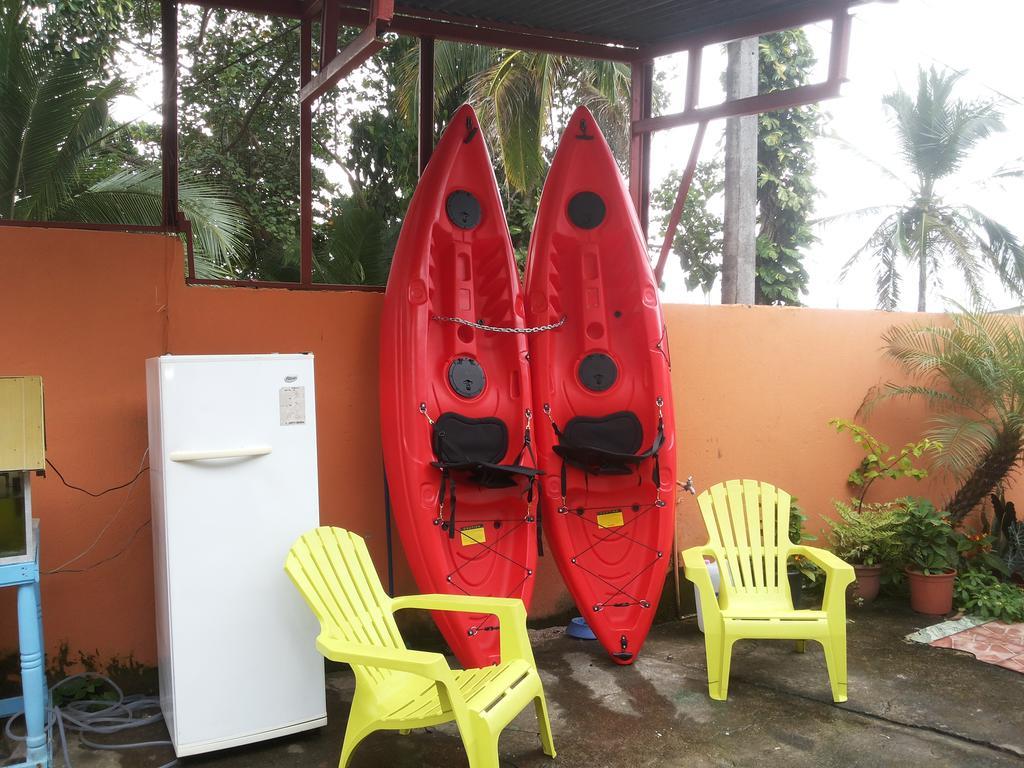 Hotel La Uvita Puerto Limon Kültér fotó